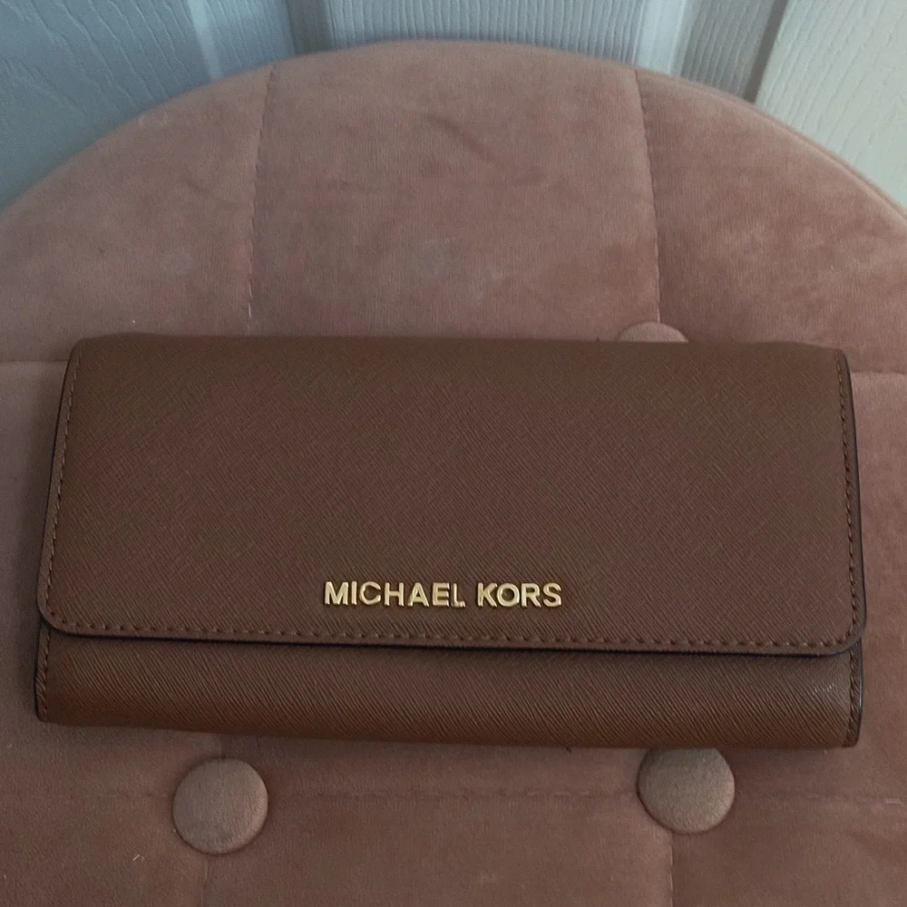 Michael Kors Jet Set Large Wallet